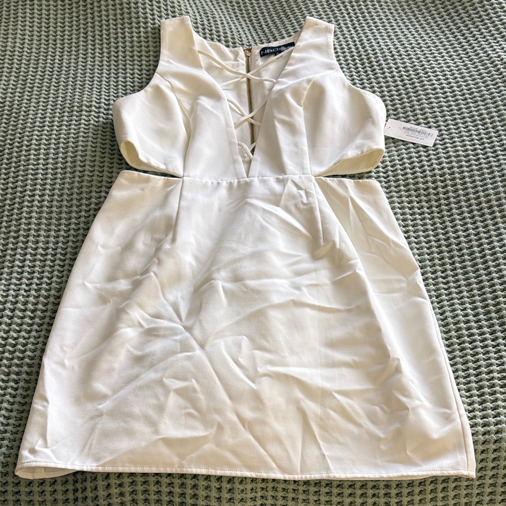 Bridal Ivory Sleeveless Dress with Crisscross Detail